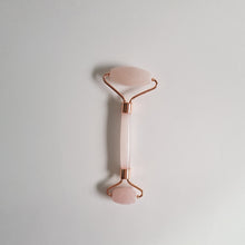Cargar imagen en el visor de la galería, Roller Facial Cuarzo Rosa